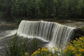 Thaquamenon Falls