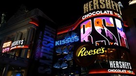 Vegas Hershey Neon