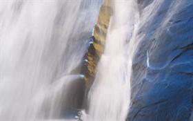 Desktop Waterfall