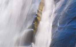 Desktop Waterfall